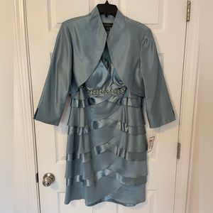 Beautiful NWOT Jessica Howard Party / Cocktail 2 Piece Jacket Dress. Size 14.